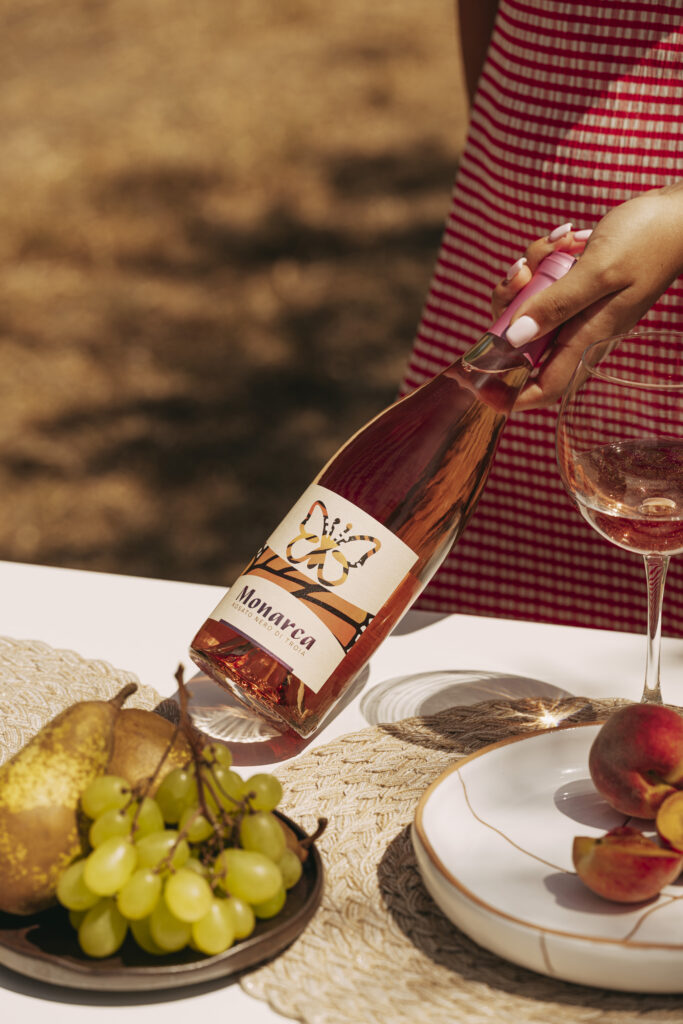 linea monarca rosato nero di troia vini belluogo